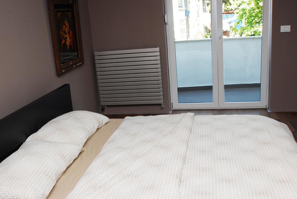 Apartment Klara II プーラ 部屋 写真